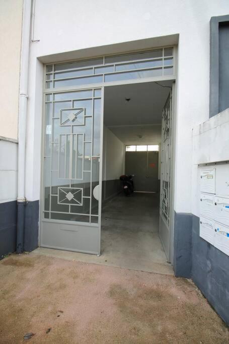 Escale-Marne Fr - 202 - Free Parking - Free Luggage Storage - All Equipped - Linen Included - Washing Machine - 10Mn Walk Metro 8 - Rer A - Panoramic View - From 1 To 14 Guests 迈松阿尔福 外观 照片