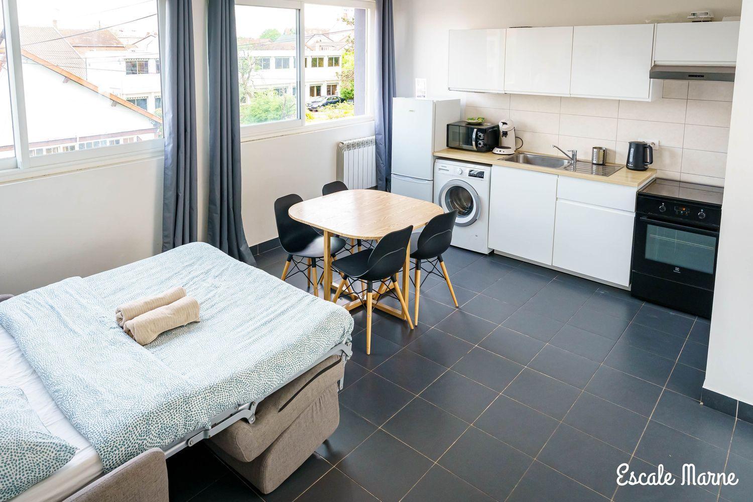 Escale-Marne Fr - 202 - Free Parking - Free Luggage Storage - All Equipped - Linen Included - Washing Machine - 10Mn Walk Metro 8 - Rer A - Panoramic View - From 1 To 14 Guests 迈松阿尔福 客房 照片